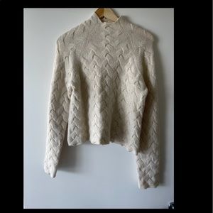 Knit sweater aritzia